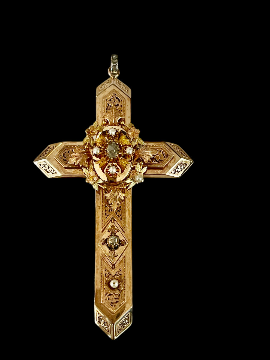 Important croix en or d'époque Napoléon III