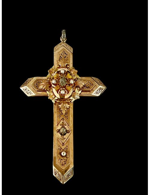Importante croix en or d'époque Napoléon III
