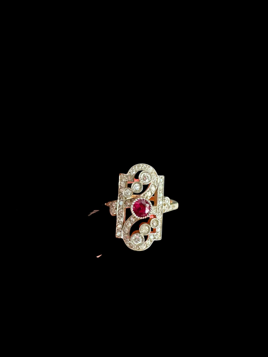 Bague belle époque en or, platine, rubis et diamants Bague belle époque en or, platine, rubis et diamants