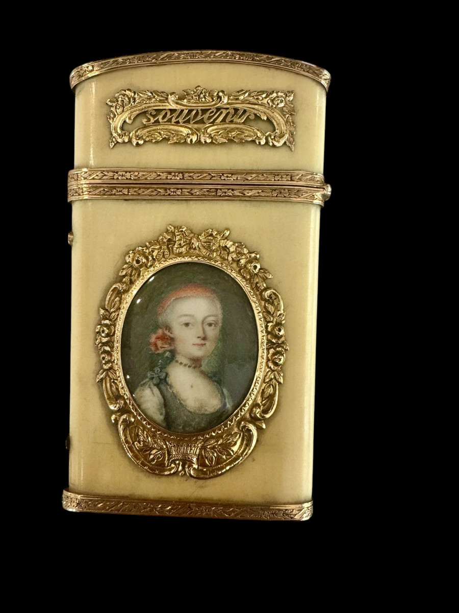 Carnet De Bal d'époque Louis XVI Carnet De Bal d'époque Louis XVI