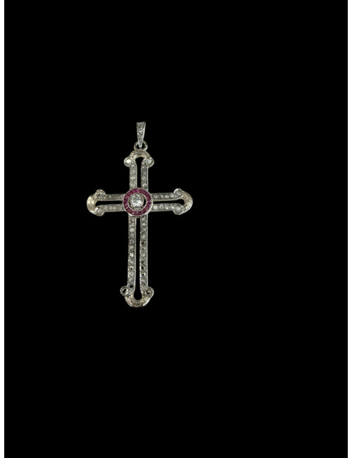 Croix en or et platine, diamants et rubis
