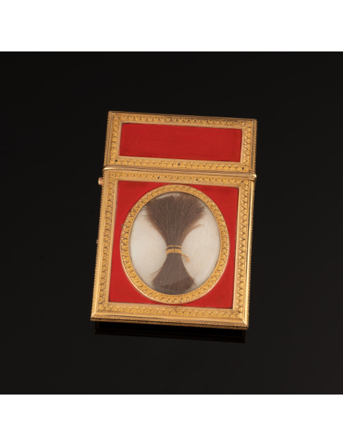 Carnet De Bal Ou Souvenirs En Laque Et Or.