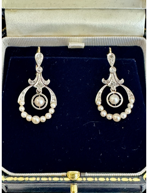 Paire De Pendants d'Oreilles En Or, Platine, Diamants Et Perles Fines
