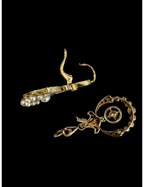 Paire De Pendants d'Oreilles En Or, Platine, Diamants Et Perles Fines