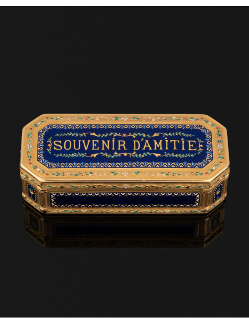 Tabatière en or et émail de la fin du XVIIIème siècle