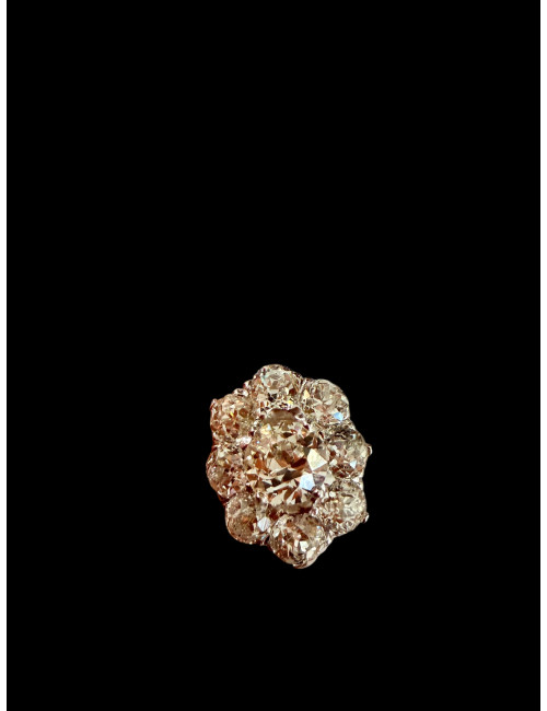 Bague Pompadour en or et diamants