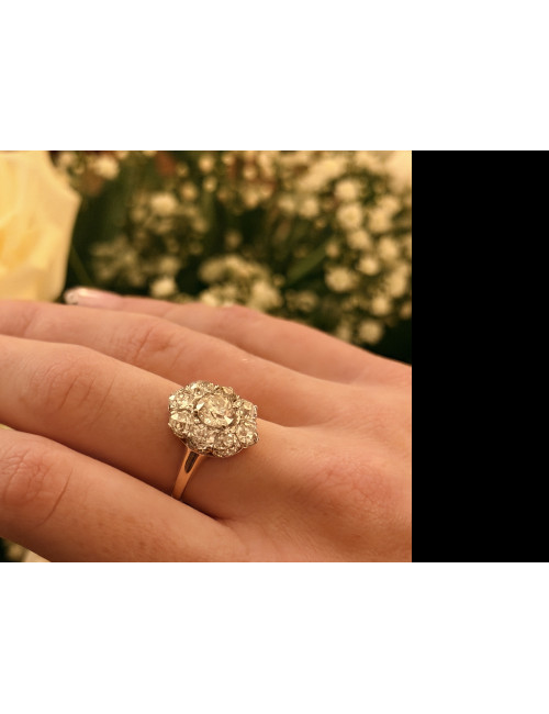Bague Pompadour en or et diamants