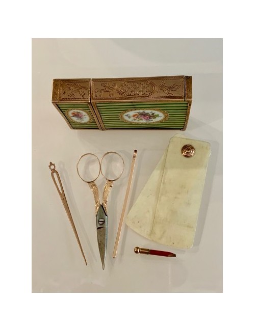 Gold and porcelain secret kit 18th century, Miniature by Campana