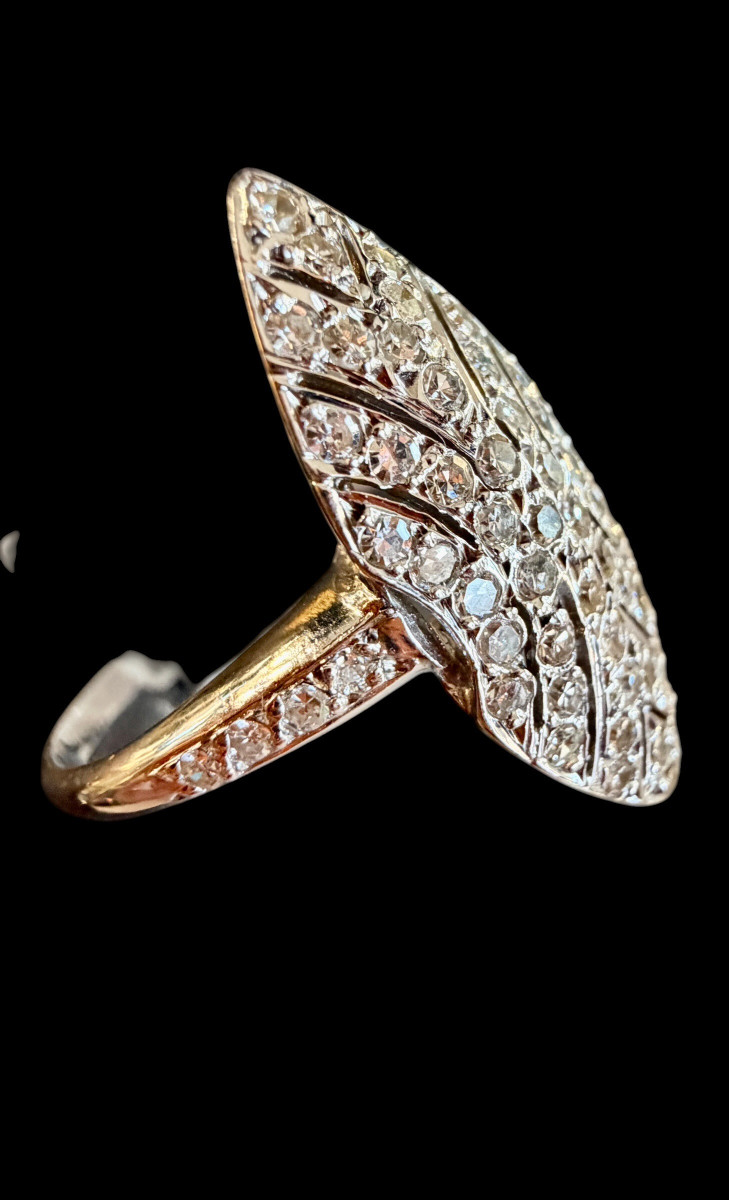 Bague  Marquise en or et. diamants vers 1930