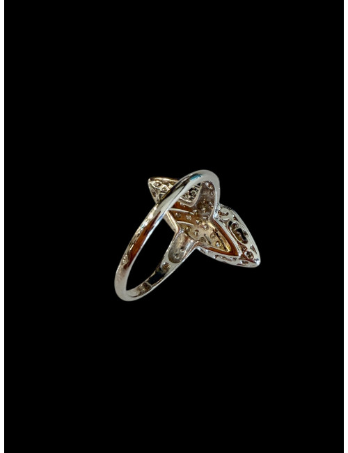 Bague  Marquise en or et. diamants vers 1930