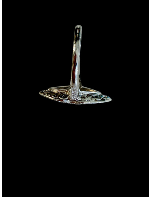 Bague  Marquise en or et. diamants vers 1930