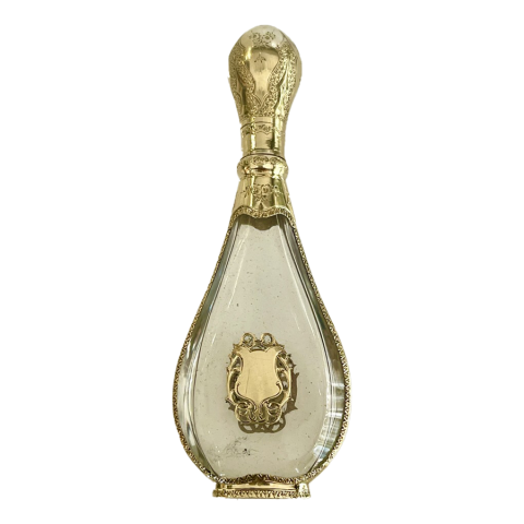 Perfume bottle in crystal...