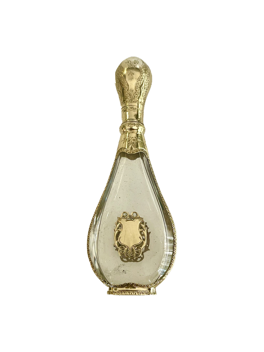 Perfume bottle in crystal and gold